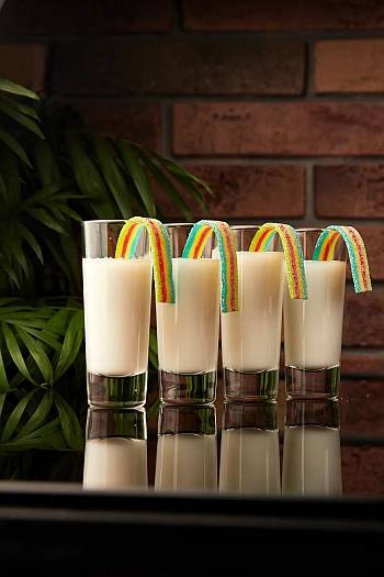 Denys Zaretsky's bar: Heavy luxury for ordinary people, or 45 best drink recipes that you can prepare at home. | PrintTo: Бар Дениса Зарецкого: Тяжелый люкс для простых людей, или 45 лучших рецептов напитков, которые вы сможете приготовить дома. на Printto.ua