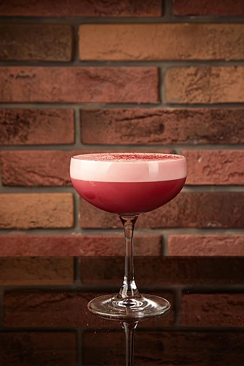 Denys Zaretsky's bar: Heavy luxury for ordinary people, or 45 best drink recipes that you can prepare at home. на Printto.ua